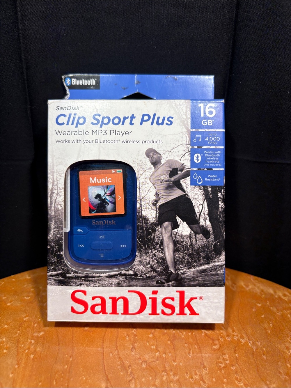 🔥 SanDisk Clip Sport Plus 16GB Bluetooth MP3 Player Blue 🎧 OPEN BOX!